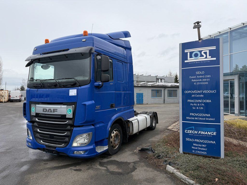 DAF XF460 EURO 6 MEGA/lowdeck - Gjysmë-kamion: foto 1 DAF XF460 EURO 6 MEGA/lowdeck - Gjysmë-kamion: foto 1