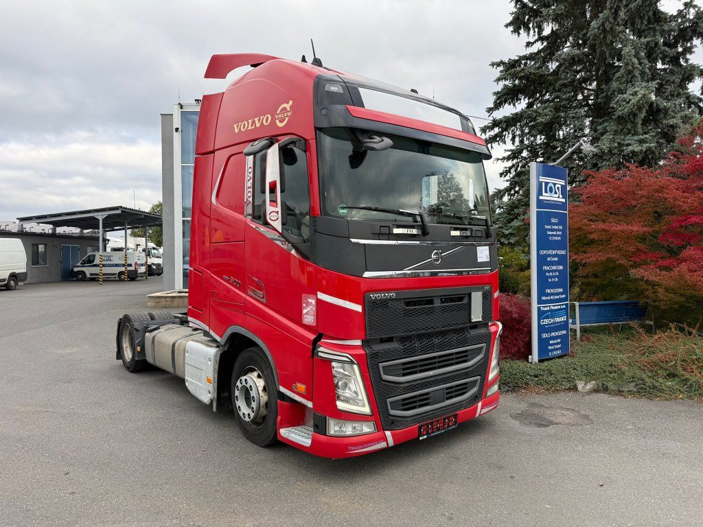 Volvo FH500 EURO 6 MEGA/lowdeck NEW TACHO - Gjysmë-kamion: foto 3 Volvo FH500 EURO 6 MEGA/lowdeck NEW TACHO - Gjysmë-kamion: foto 3