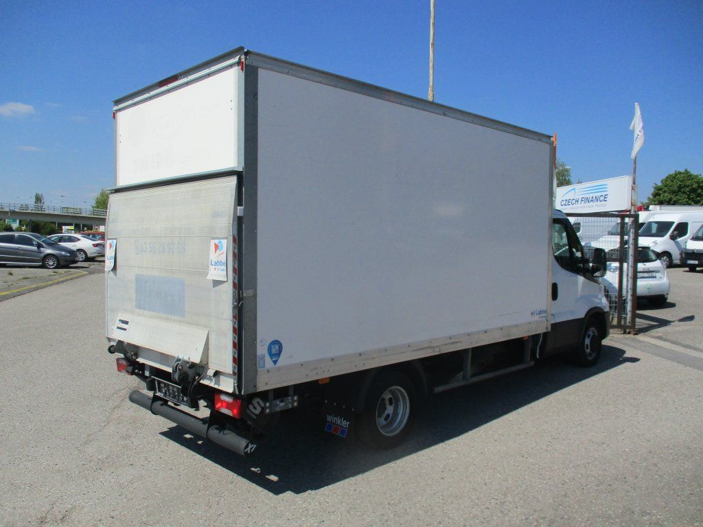 Iveco Daily 35C16 3.0 - Kamioncine me kontinier: foto 5 Iveco Daily 35C16 3.0 - Kamioncine me kontinier: foto 5
