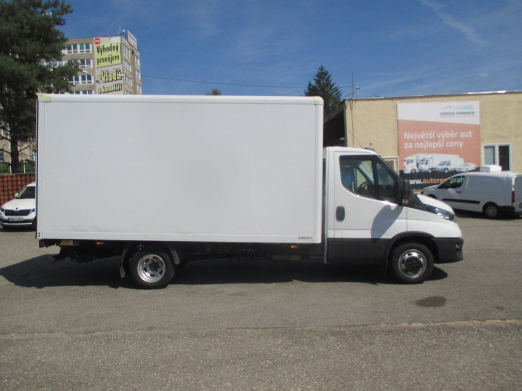 Iveco Daily 35C16 - Kamioncine me kontinier: foto 4 Iveco Daily 35C16 - Kamioncine me kontinier: foto 4