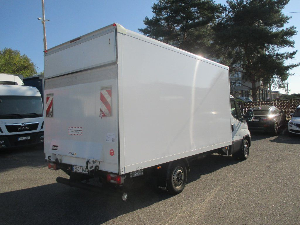 Iveco Daily 35S16 - Furgon: foto 5 Iveco Daily 35S16 - Furgon: foto 5