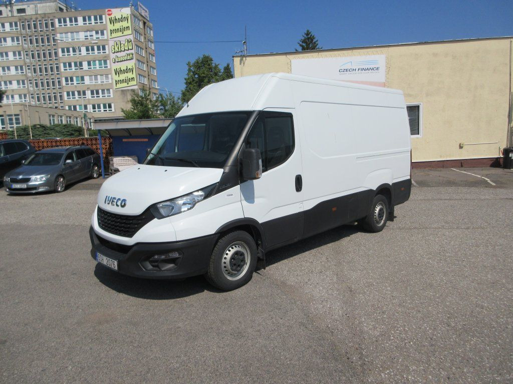 Iveco Daily 35S16 - Furgon: foto 2 Iveco Daily 35S16 - Furgon: foto 2