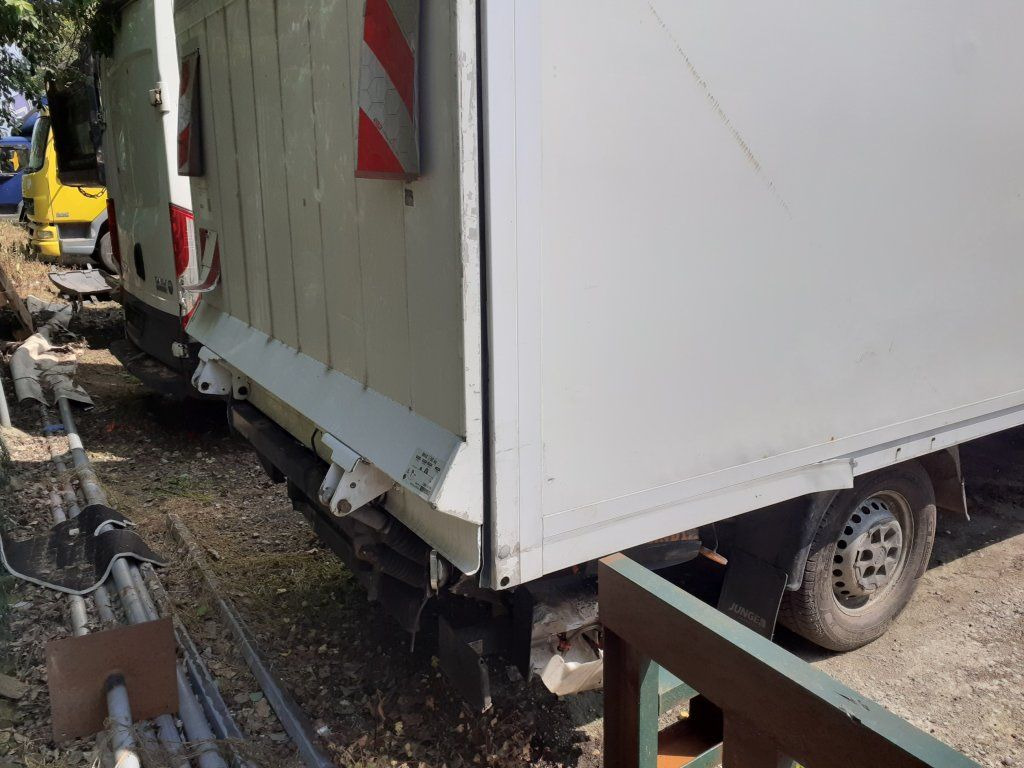 Lizingu i  Iveco Daily 35S16 mit LBW DAMAGED Iveco Daily 35S16 mit LBW DAMAGED: foto 13 Lizingu i  Iveco Daily 35S16 mit LBW DAMAGED Iveco Daily 35S16 mit LBW DAMAGED: foto 13
