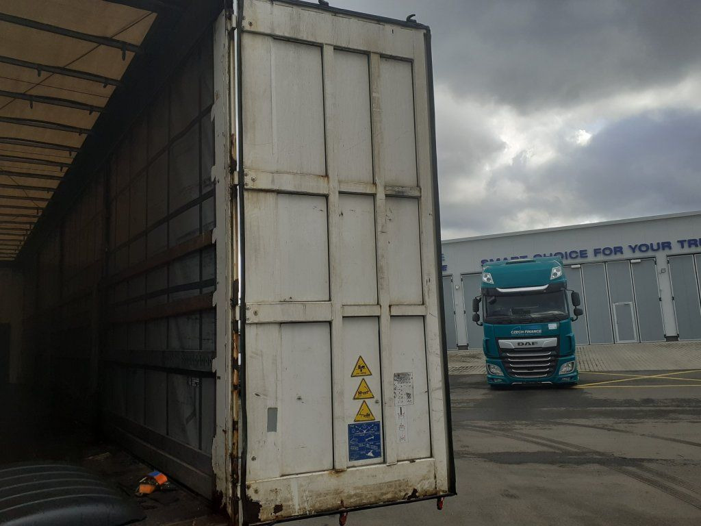 Gjysmë rimorkio me tendë Krone SD Megaliner Lowdeck: foto 12