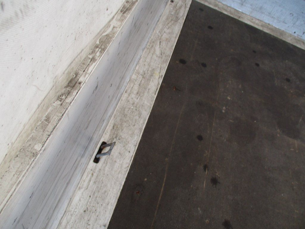 Kamion me tendë MAN TGL 12.220: foto 20