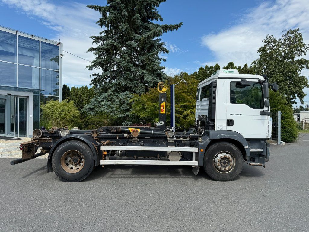 MAN TGM18.290 EURO 5 - Kamion vetëshkarkues: foto 3 MAN TGM18.290 EURO 5 - Kamion vetëshkarkues: foto 3