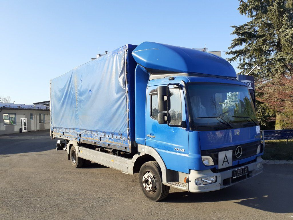 Mercedes-Benz 1018 Atego EURO 3 - Kamion me tendë: foto 2 Mercedes-Benz 1018 Atego EURO 3 - Kamion me tendë: foto 2