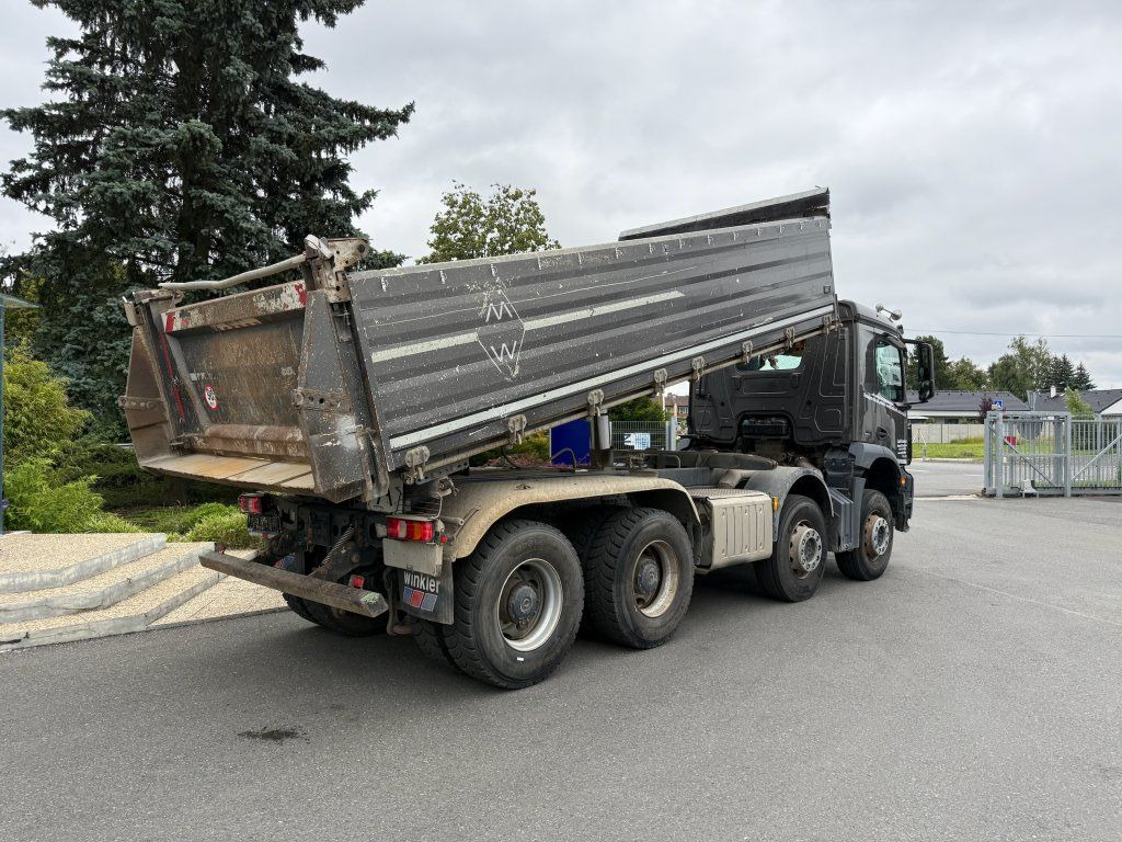 Mercedes-Benz 3243 Arocs 8x4 S3 Euro 6 - Kamion vetëshkarkues: foto 3 Mercedes-Benz 3243 Arocs 8x4 S3 Euro 6 - Kamion vetëshkarkues: foto 3