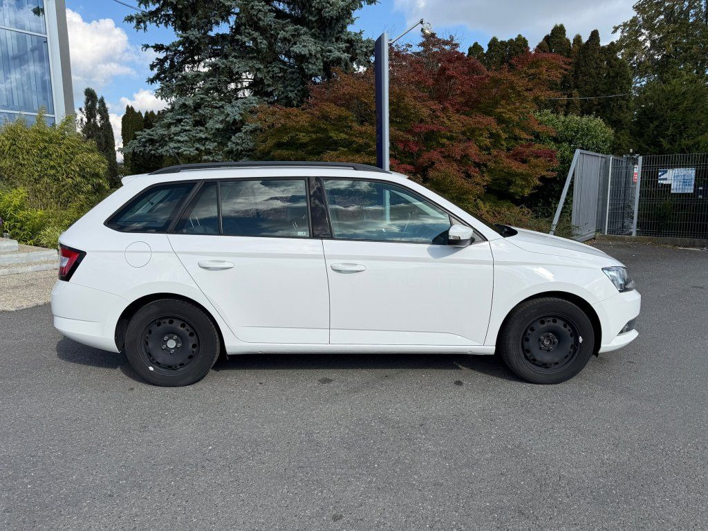 Skoda 1,4TDi kombi - Makinë me portobagazh: foto 3 Skoda 1,4TDi kombi - Makinë me portobagazh: foto 3