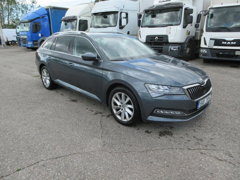 Skoda 2.0 Tdi Style - Makinë me portobagazh: foto 2 Skoda 2.0 Tdi Style - Makinë me portobagazh: foto 2