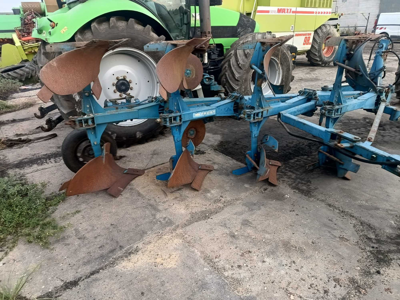 Pług 4 skibowy Frost - Plug: foto 4 Pług 4 skibowy Frost - Plug: foto 4