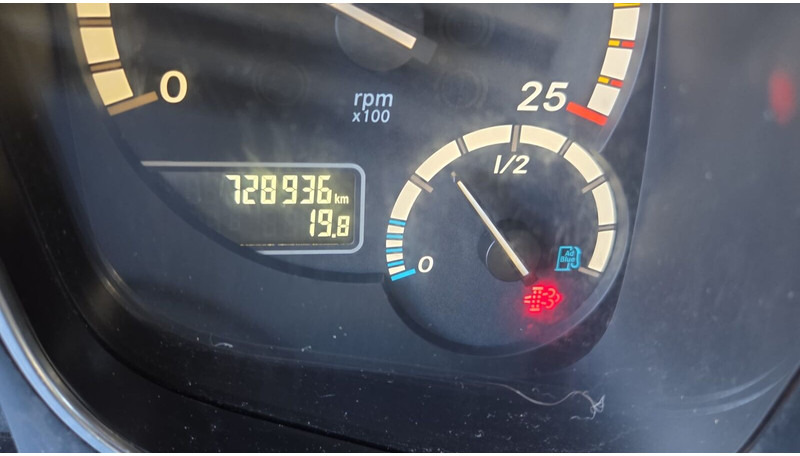 Mercedes-Benz Actros 1848 - Gjysmë-kamion: foto 5 Mercedes-Benz Actros 1848 - Gjysmë-kamion: foto 5