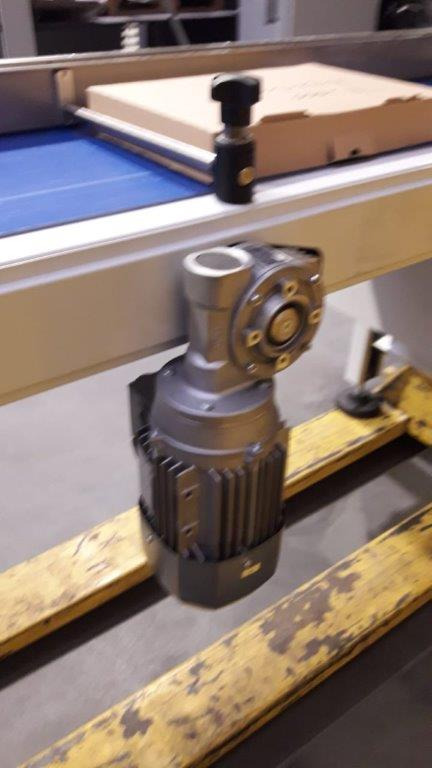 Frequency controlled conveyor belt 220x50cm - Shirit transportues: foto 3 Frequency controlled conveyor belt 220x50cm - Shirit transportues: foto 3