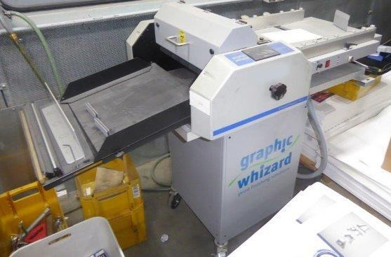 Graphic Whizard CreaseMaster Plus - automatic grooving, slotting, creasing and perforating machine - Makinë printimi: foto 1 Graphic Whizard CreaseMaster Plus - automatic grooving, slotting, creasing and perforating machine - Makinë printimi: foto 1