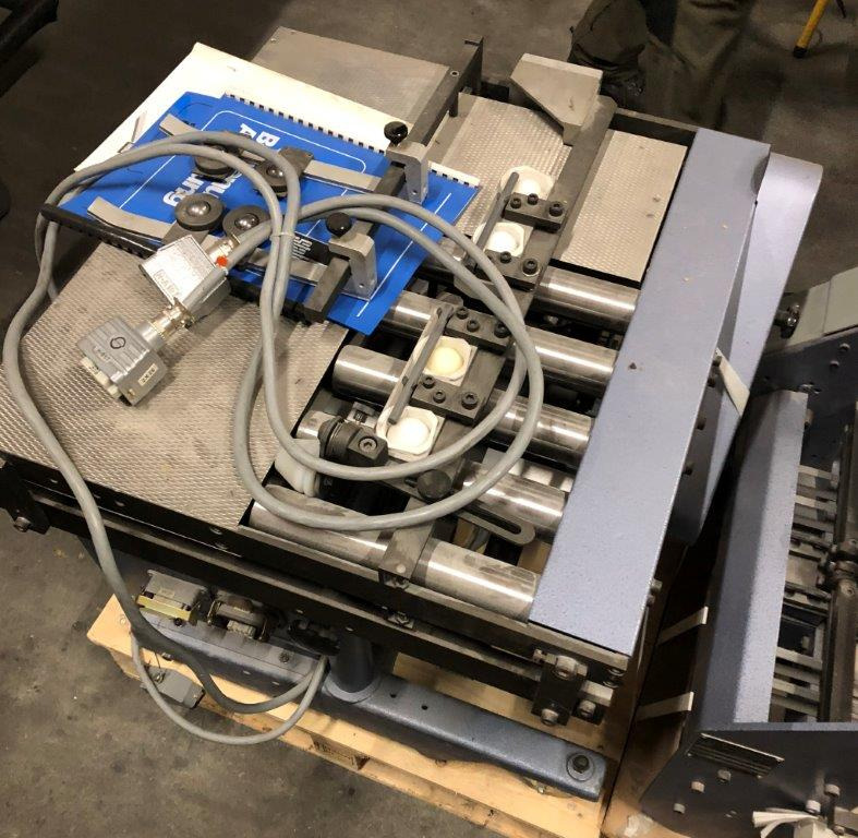 Heidelberg Stahlfolder ET 43 A mobile corner conveyor table - Makinë palosëse: foto 1 Heidelberg Stahlfolder ET 43 A mobile corner conveyor table - Makinë palosëse: foto 1