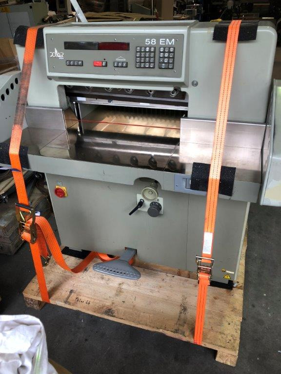 Polar 58 EM cutting machine - Makinë për prerje letre: foto 3 Polar 58 EM cutting machine - Makinë për prerje letre: foto 3