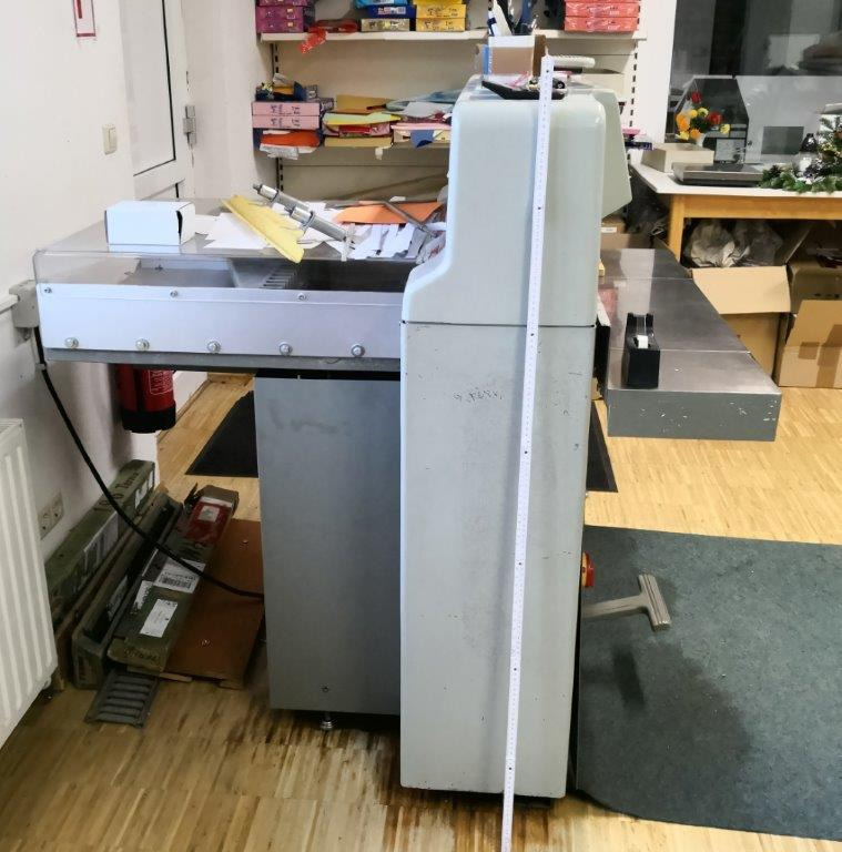 Polar 58 EM cutting machine - Makinë për prerje letre: foto 4 Polar 58 EM cutting machine - Makinë për prerje letre: foto 4
