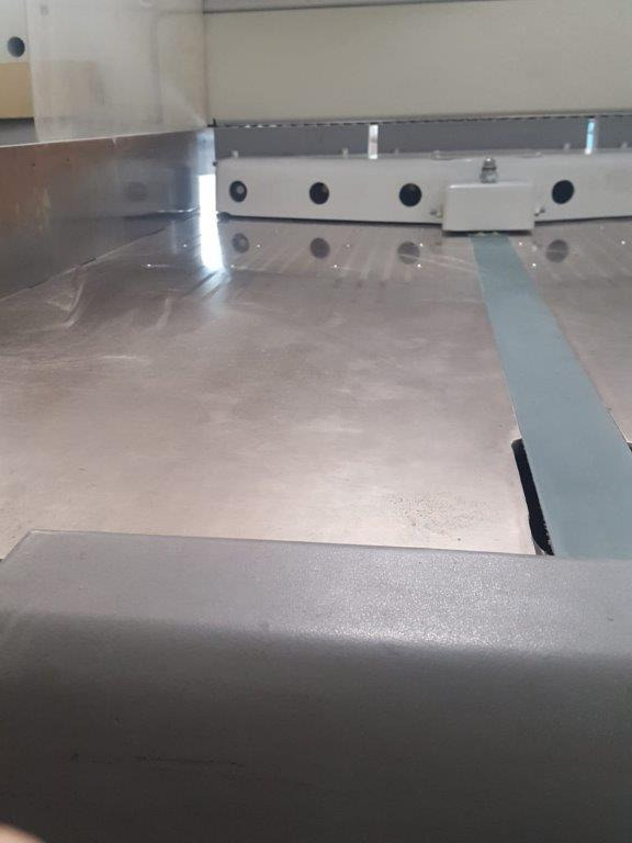 Polar Mohr High Speed Cutter Polar 115 ED - Makinë për prerje letre: foto 3 Polar Mohr High Speed Cutter Polar 115 ED - Makinë për prerje letre: foto 3