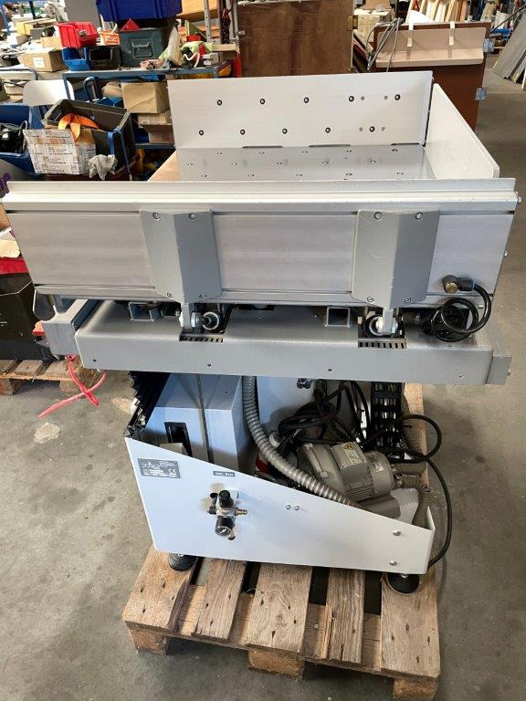 Polar Mohr half format automatic jogger Polar R-2 - Makinë printimi: foto 3 Polar Mohr half format automatic jogger Polar R-2 - Makinë printimi: foto 3