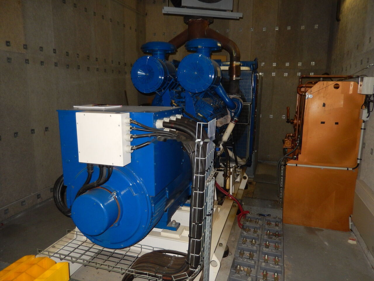 Perkins 630 kVa 3012TAG3 - Set gjeneratori: foto 2 Perkins 630 kVa 3012TAG3 - Set gjeneratori: foto 2