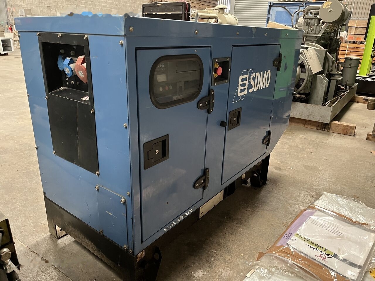SDMO 16 kVa Mitsubishi diesel - Set gjeneratori: foto 2 SDMO 16 kVa Mitsubishi diesel - Set gjeneratori: foto 2