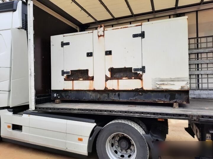 SDMO 200 kVa Cummins - Set gjeneratori: foto 1 SDMO 200 kVa Cummins - Set gjeneratori: foto 1