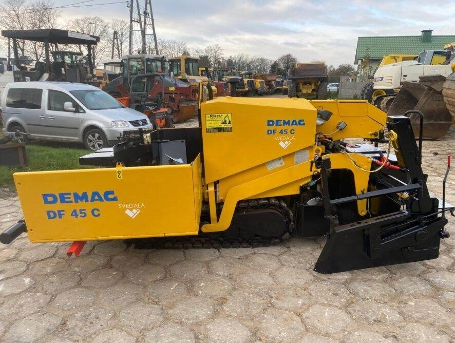 Demag DF-45C - Shtrues asfalti: foto 2 Demag DF-45C - Shtrues asfalti: foto 2