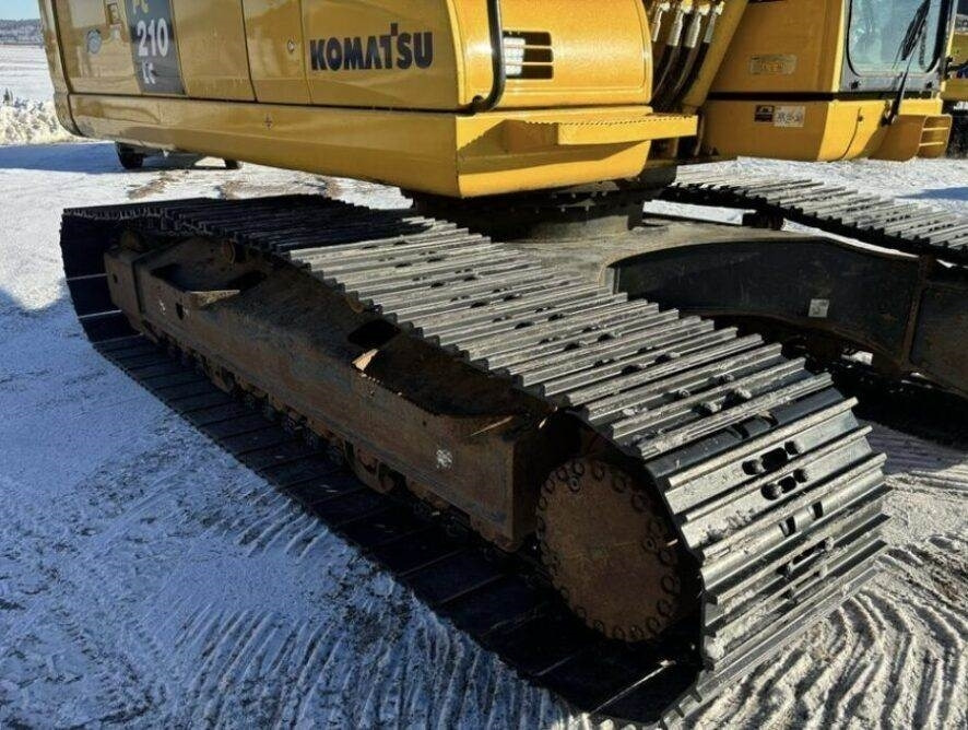 Komatsu PC210LC-11 rototilt ENGCON 2x bucket - Ekskavator me zinxhirë: foto 4 Komatsu PC210LC-11 rototilt ENGCON 2x bucket - Ekskavator me zinxhirë: foto 4