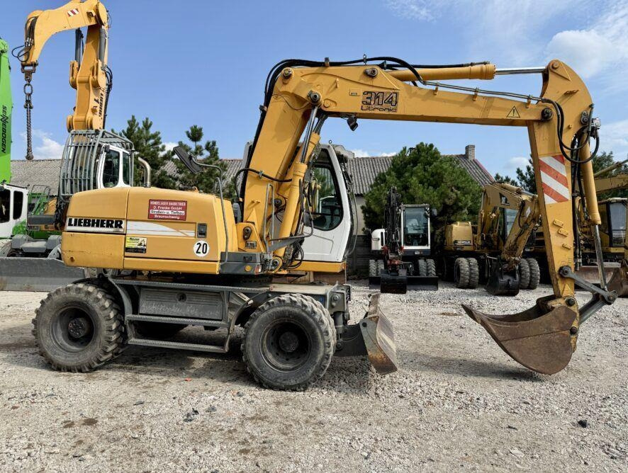 Liebherr A314 - Ekskavator me goma: foto 4 Liebherr A314 - Ekskavator me goma: foto 4