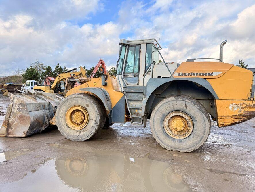 Liebherr L564 - Fadrom me goma: foto 2 Liebherr L564 - Fadrom me goma: foto 2