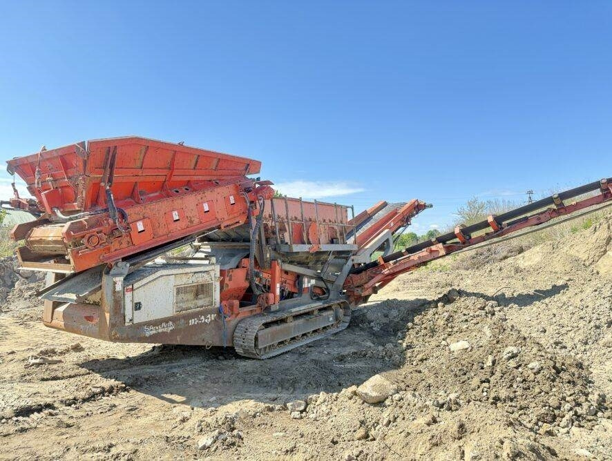 Sandvik QE330 - Makinë sitëse: foto 3 Sandvik QE330 - Makinë sitëse: foto 3