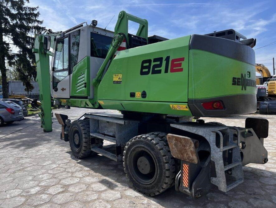 Sennebogen 821 K10 ULM - Ekskavator për mbetje: foto 2 Sennebogen 821 K10 ULM - Ekskavator për mbetje: foto 2