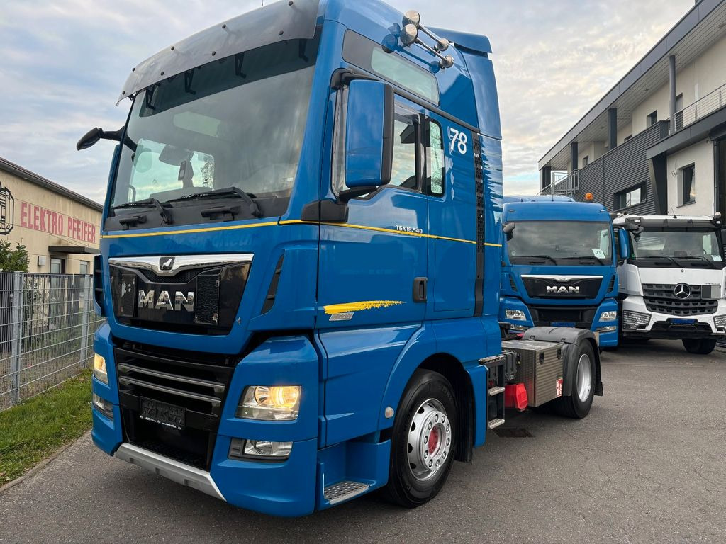 MAN TGX 18.540 D38 XXL/RETARDER/Standklima - Gjysmë-kamion: foto 1 MAN TGX 18.540 D38 XXL/RETARDER/Standklima - Gjysmë-kamion: foto 1