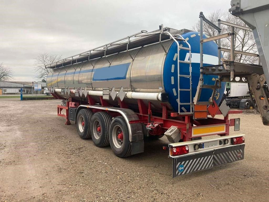 MAFA TANK MAFA TANK - Gjysmë rimorkio me bot: foto 4 MAFA TANK MAFA TANK - Gjysmë rimorkio me bot: foto 4