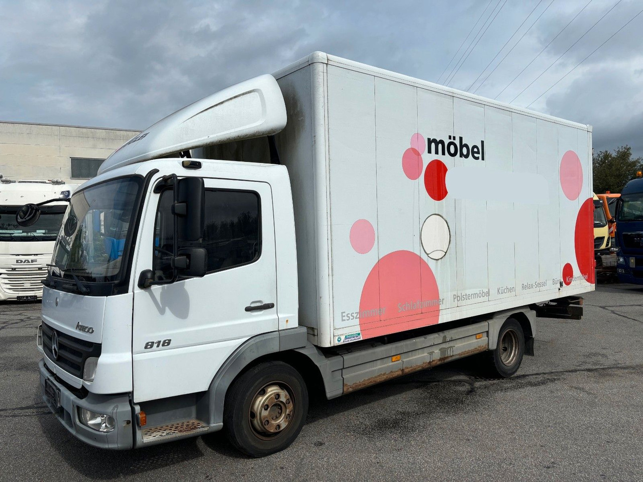 Mercedes-Benz 818 Kurze Radstand Blattfederung - Kamioncine me kontinier: foto 5 Mercedes-Benz 818 Kurze Radstand Blattfederung - Kamioncine me kontinier: foto 5