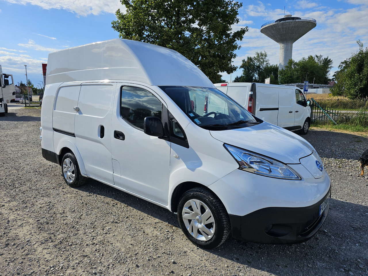 NISSAN E-NV200 ELEKTRYCZNY 40 KV 250 km KLIMA KAMERA - Furgon i vogël, Furgon elektrik: foto 3 NISSAN E-NV200 ELEKTRYCZNY 40 KV 250 km KLIMA KAMERA - Furgon i vogël, Furgon elektrik: foto 3