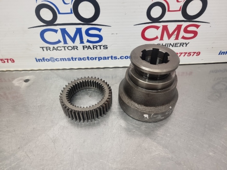 Case 1690, 1594, 1694 Rear Axle Differential Sleeve And Gear K940723, K940722 - Aksi i pasmë: foto 1 Case 1690, 1594, 1694 Rear Axle Differential Sleeve And Gear K940723, K940722 - Aksi i pasmë: foto 1