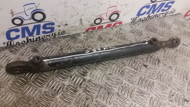 Case International Assistor Ram, Please Check By Photos. - Sistemi hidraulik për Traktor: foto 5 Case International Assistor Ram, Please Check By Photos. - Sistemi hidraulik për Traktor: foto 5