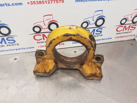 Caterpillar Th62, Clurk Hurth Front Axle Support - Aksi i përparmë: foto 1 Caterpillar Th62, Clurk Hurth Front Axle Support - Aksi i përparmë: foto 1
