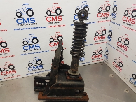 Claas Arion 640, 600, 500 Cab Back Suspension Support Assy Lhs 0021500115 - Suspension i kabinës për Makineri bujqësore: foto 3 Claas Arion 640, 600, 500 Cab Back Suspension Support Assy Lhs 0021500115 - Suspension i kabinës për Makineri bujqësore: foto 3