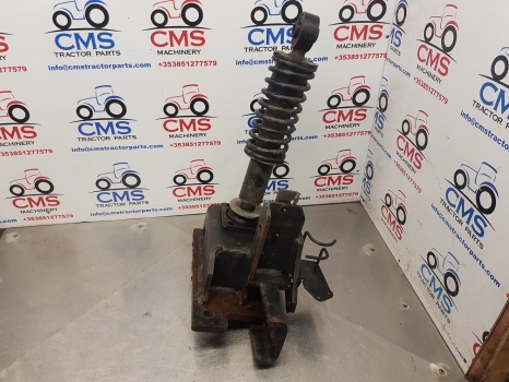 Claas Arion 640, 600, 500 Cab Back Suspension Support Assy Rhs 0021500984 - Suspension i kabinës për Makineri bujqësore: foto 1 Claas Arion 640, 600, 500 Cab Back Suspension Support Assy Rhs 0021500984 - Suspension i kabinës për Makineri bujqësore: foto 1