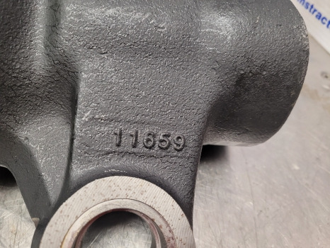 Claas Case Mccormick Carraro Si Front Axle Swivel Housing Lhs 11659, 066656 - Aksi i përparmë: foto 3 Claas Case Mccormick Carraro Si Front Axle Swivel Housing Lhs 11659, 066656 - Aksi i përparmë: foto 3