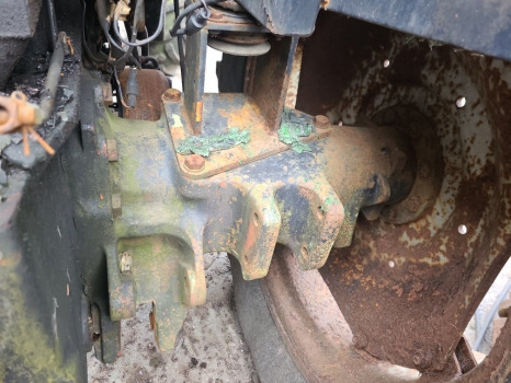 Deutz-fahr Dx4.57 Rear Half Axle Rhs 04380596, 04398340 - Aksi i pasmë: foto 1 Deutz-fahr Dx4.57 Rear Half Axle Rhs 04380596, 04398340 - Aksi i pasmë: foto 1