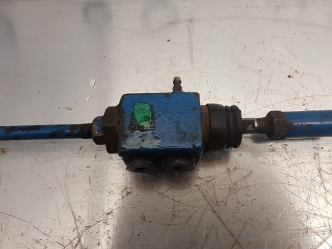 Ford 10 Series Brake Rod With Valve For Q And Super Q Cab 83926735 - Pjesët e frenave për Traktor: foto 4 Ford 10 Series Brake Rod With Valve For Q And Super Q Cab 83926735 - Pjesët e frenave për Traktor: foto 4