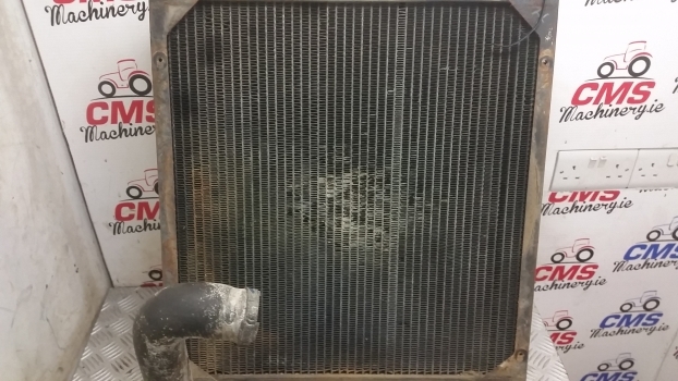Ford 5640, 6640, 7740 Engine Water Cooling Radiator 82015101, 82010660 - Radiatori për Traktor: foto 2 Ford 5640, 6640, 7740 Engine Water Cooling Radiator 82015101, 82010660 - Radiatori për Traktor: foto 2