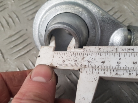 Ford, Case, Massey Ferguson Various Models Stabiliser 12040, 12040sl, 9075201 - Pezullimi: foto 4 Ford, Case, Massey Ferguson Various Models Stabiliser 12040, 12040sl, 9075201 - Pezullimi: foto 4