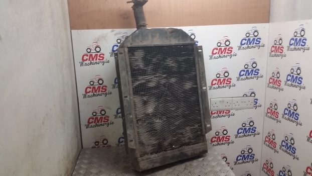 Ford Engine Water Cooling Radiator 5 - Radiatori për Traktor: foto 5 Ford Engine Water Cooling Radiator 5 - Radiatori për Traktor: foto 5