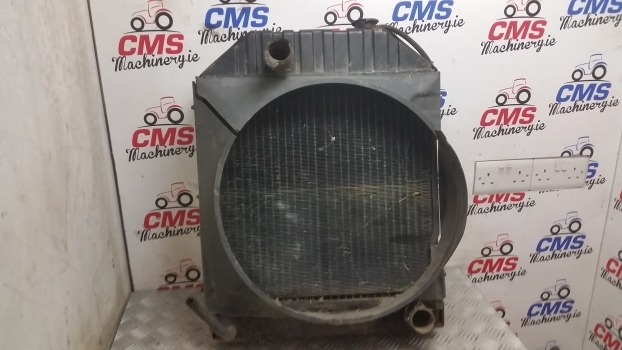 Ford Engine Water Cooling Radiator With Cowling 1 - Radiatori për Traktor: foto 1 Ford Engine Water Cooling Radiator With Cowling 1 - Radiatori për Traktor: foto 1