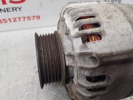 Ford New Holland 40, Ts Series 8240, 8340, 7840, Ts110 Alternator 82010242 - Gjeneratori: foto 4 Ford New Holland 40, Ts Series 8240, 8340, 7840, Ts110 Alternator 82010242 - Gjeneratori: foto 4