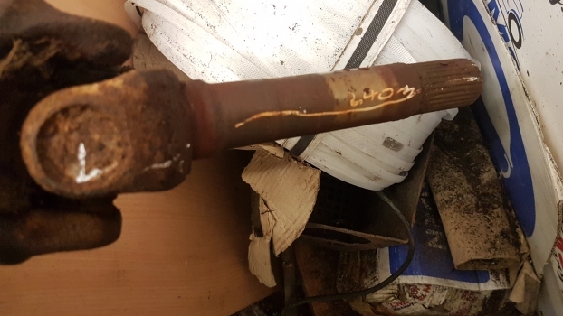 Jcb 3cx Front Axle Drive Shaft Long 1223 Mm 914/23200, 914/38400 - Boshti i transmisionit për Fadromë me shkarkim nga prapa: foto 5 Jcb 3cx Front Axle Drive Shaft Long 1223 Mm 914/23200, 914/38400 - Boshti i transmisionit për Fadromë me shkarkim nga prapa: foto 5